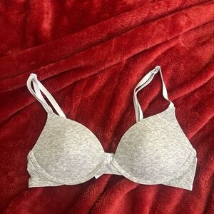 PINK Victoria's Secret Light Gray Bra